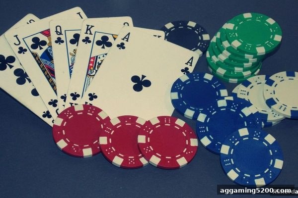 炸金花与德州扑克下注心理深度解析：捕鱼达人2助你避开认知陷阱